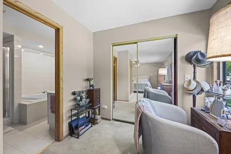 23880 North Overhill Drive Lake Zurich IL 60047