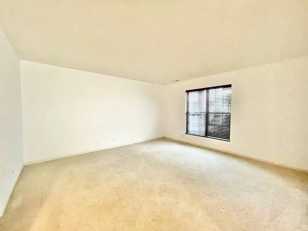 786 Four Seasons Boulevard Aurora IL 60504