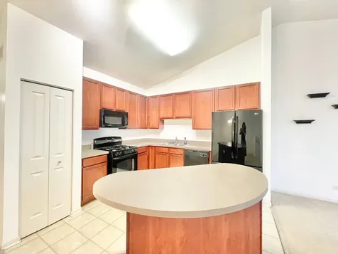 786 Four Seasons Boulevard Aurora IL 60504