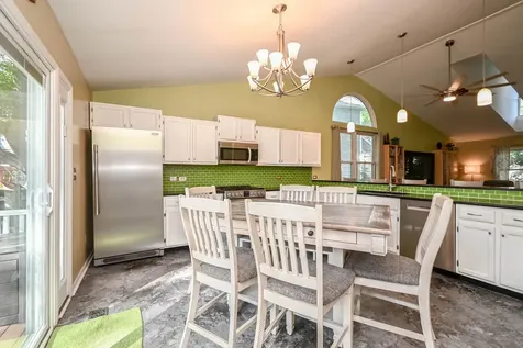1333 Regency Lane Lake Villa IL 60046
