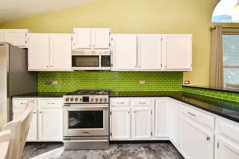 1333 Regency Lane Lake Villa IL 60046