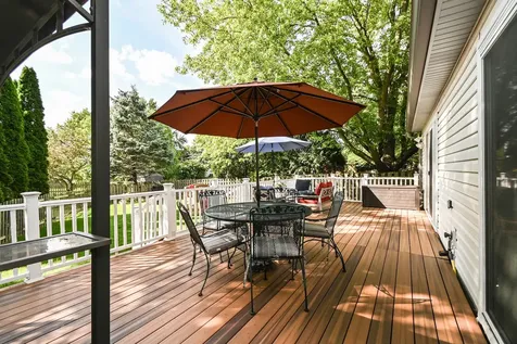 1333 Regency Lane Lake Villa IL 60046