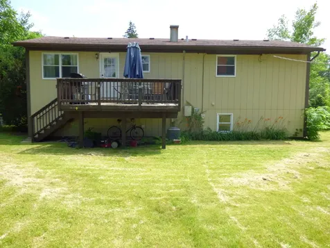 528 West Pheasant Court Round Lake Beach IL 60073