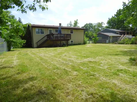 528 West Pheasant Court Round Lake Beach IL 60073