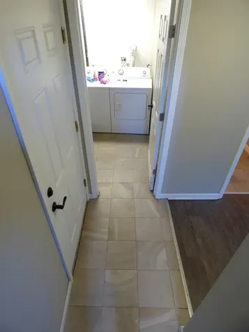 528 West Pheasant Court Round Lake Beach IL 60073