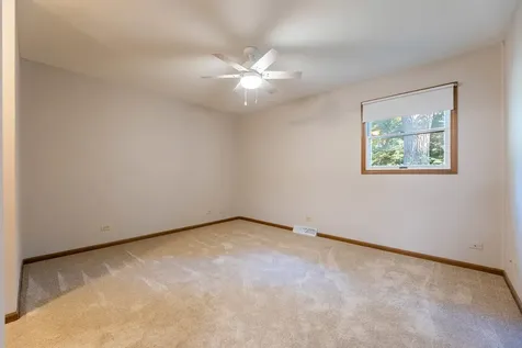 2516 Red Oak Trail Crest Hill IL 60403