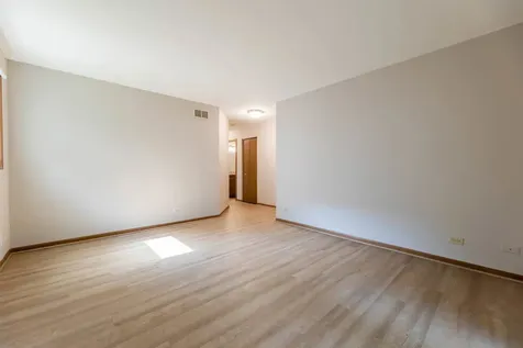 2516 Red Oak Trail Crest Hill IL 60403
