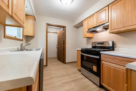 2516 Red Oak Trail Crest Hill IL 60403