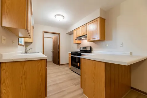 2516 Red Oak Trail Crest Hill IL 60403