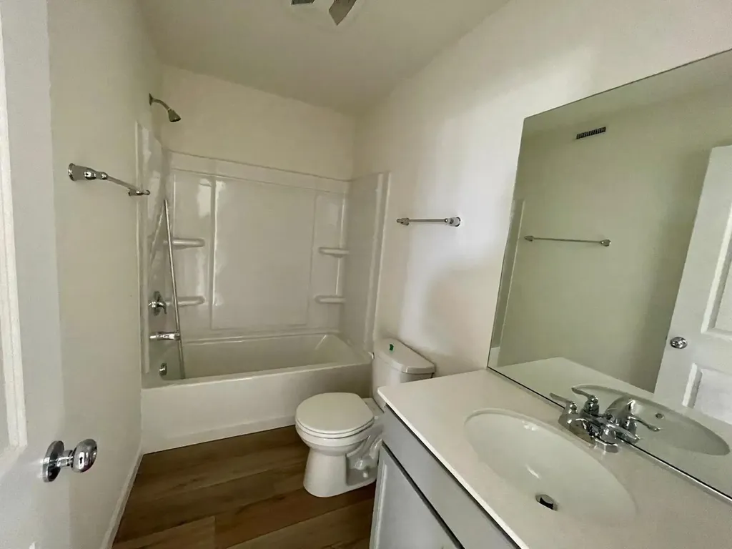 2243 Horseshoe Circle Naperville IL 60564