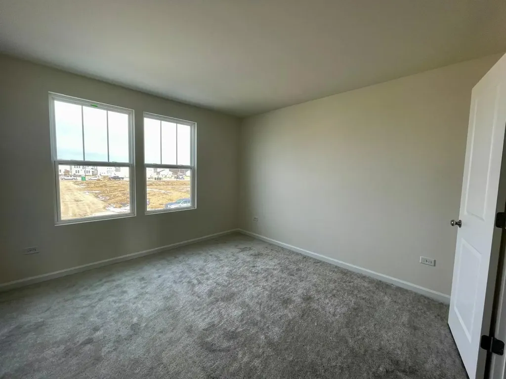 2243 Horseshoe Circle Naperville IL 60564