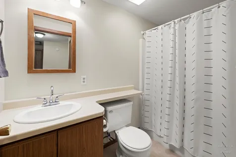 1911 May Drive Johnsburg IL 60051