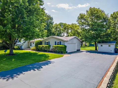 1911 May Drive Johnsburg IL 60051