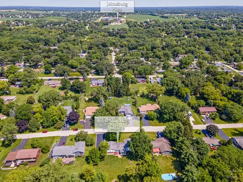 1911 May Drive Johnsburg IL 60051
