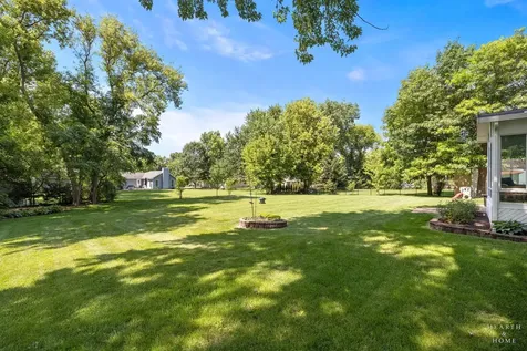1911 May Drive Johnsburg IL 60051