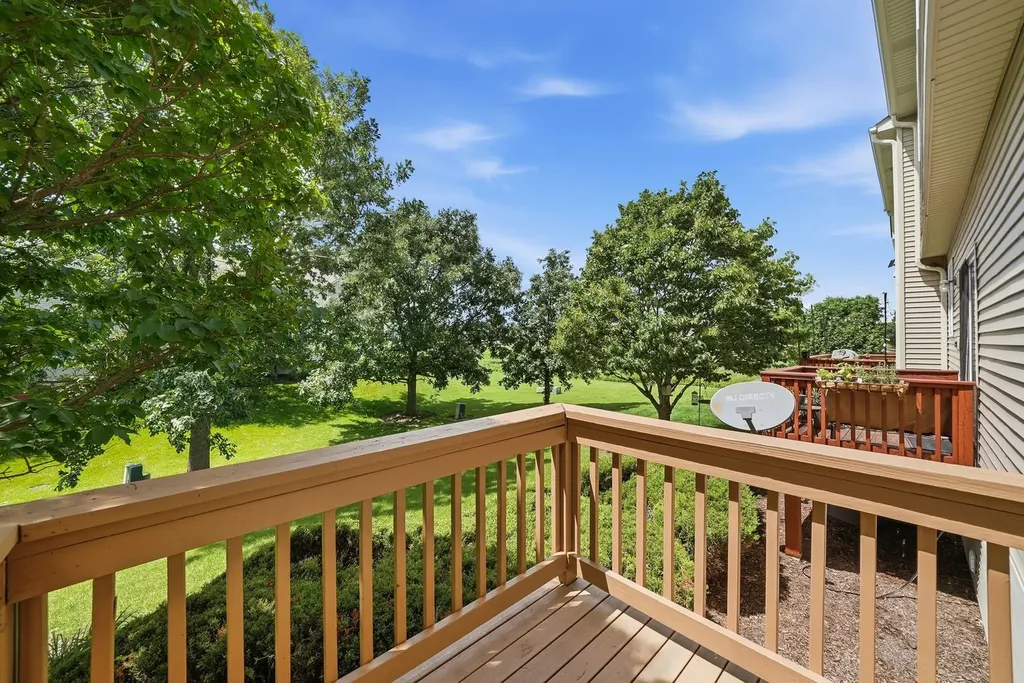 1874 Fredericksburg Lane Aurora IL 60503