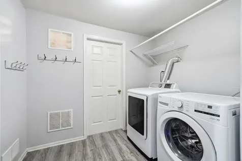 1874 Fredericksburg Lane Aurora IL 60503