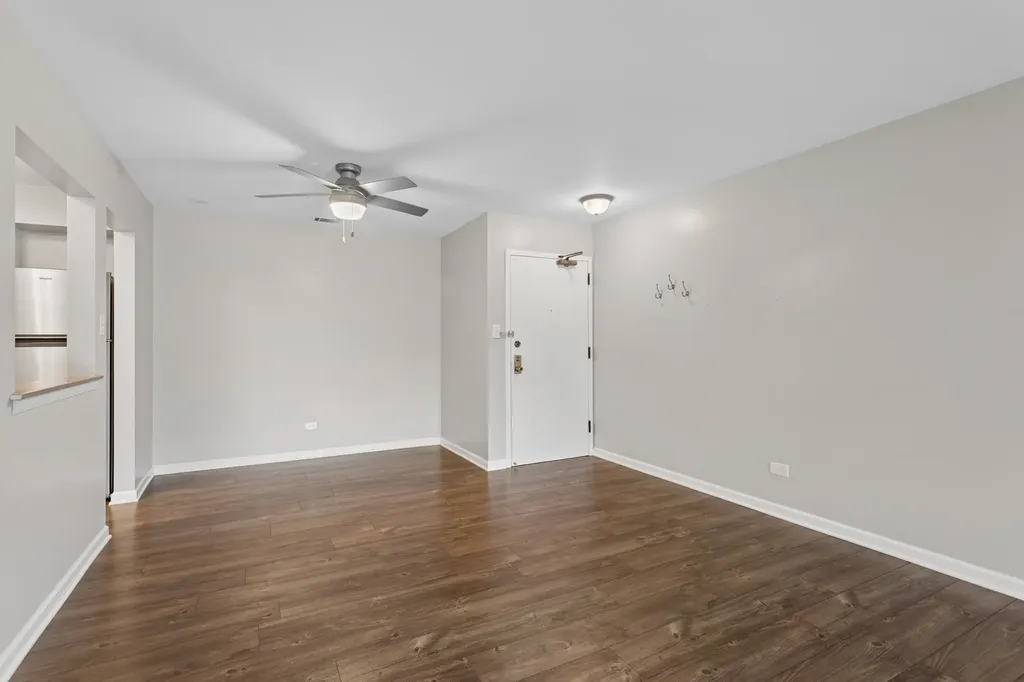 7510 Farmingdale Drive Darien IL 60561