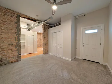 2048 West Evergreen Avenue Chicago IL 60622