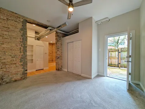 2048 West Evergreen Avenue Chicago IL 60622