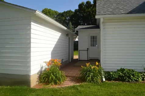 430 North Arch Street Tiskilwa IL 61368