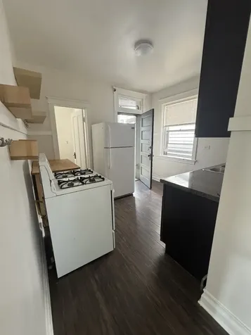 3008 West Cullom Avenue Chicago IL 60618