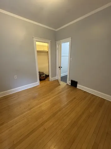 3008 West Cullom Avenue Chicago IL 60618