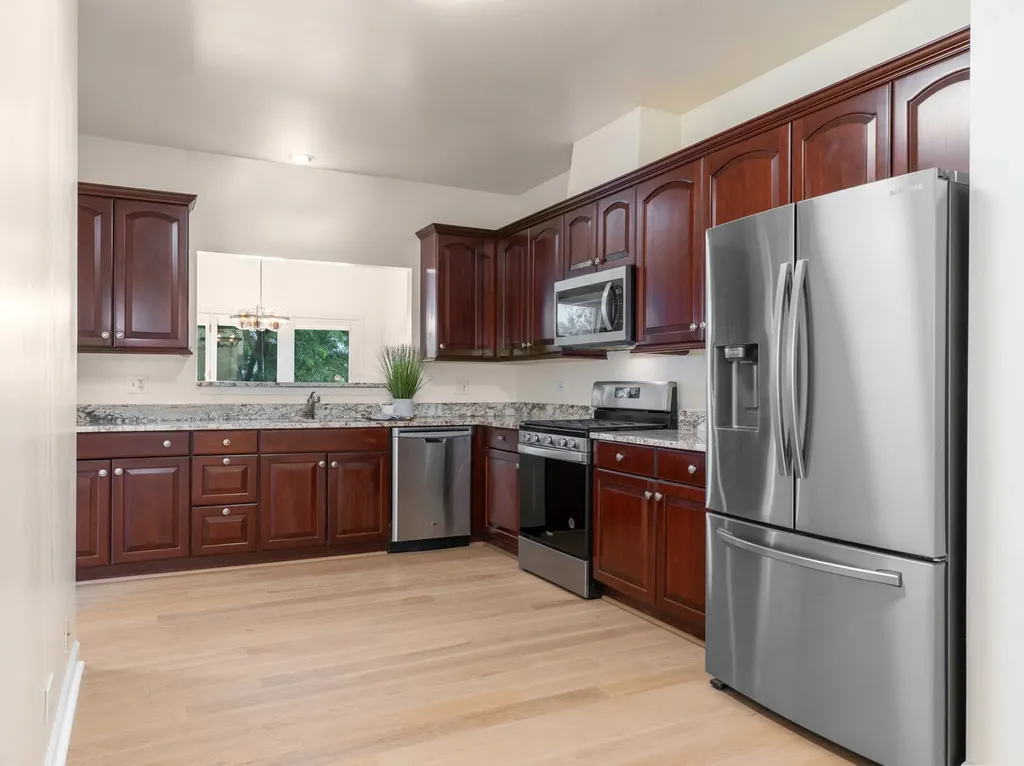 17 Mashie Court Woodridge IL 60517
