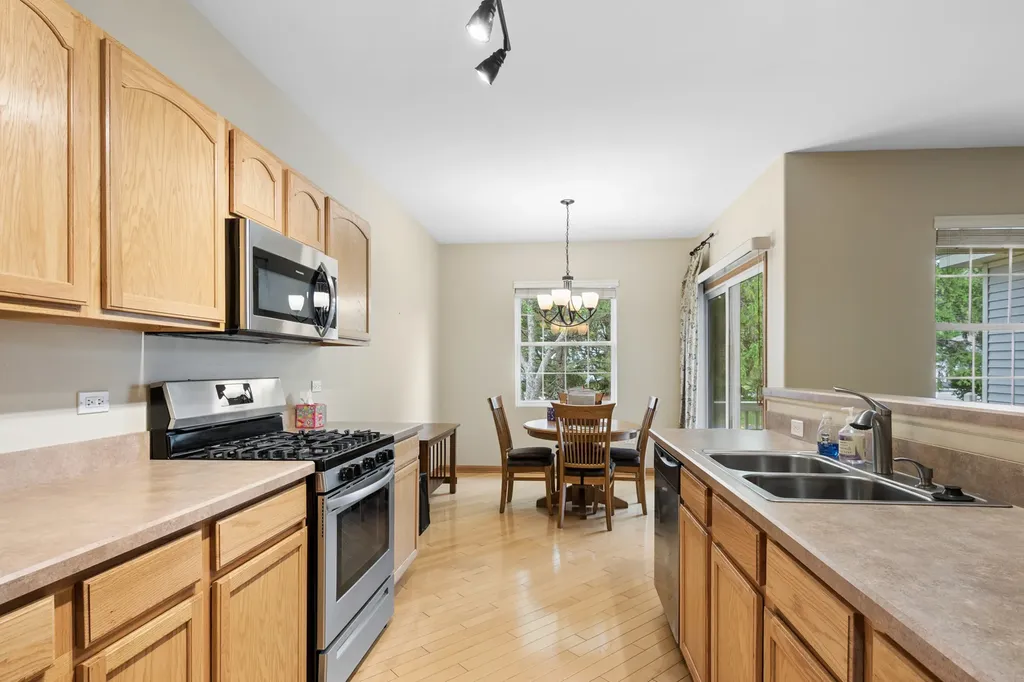 12297 Quail Ridge Drive Huntley IL 60142