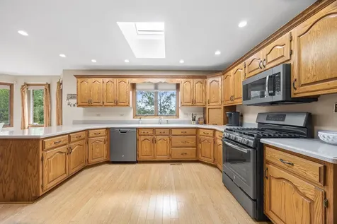 337 Hans Brinker Road Peotone IL 60468