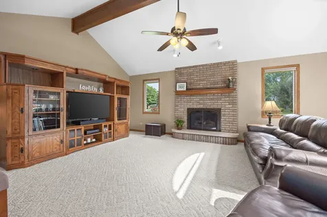 337 Hans Brinker Road Peotone IL 60468