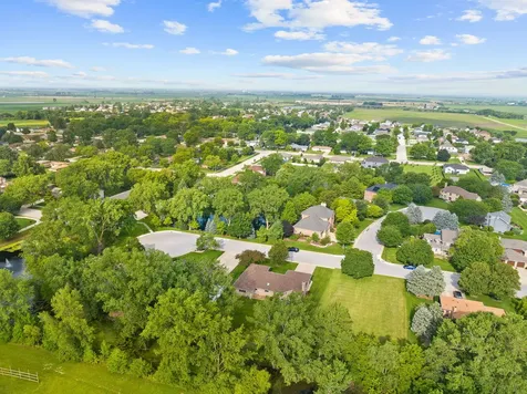 337 Hans Brinker Road Peotone IL 60468