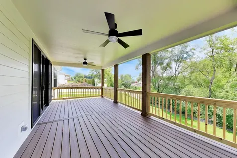 495 Cora Lane St. Charles IL 60174