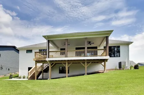 495 Cora Lane St. Charles IL 60174