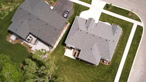 495 Cora Lane St. Charles IL 60174