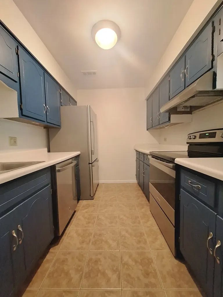 1482 Stonebridge Circle Wheaton IL 60189
