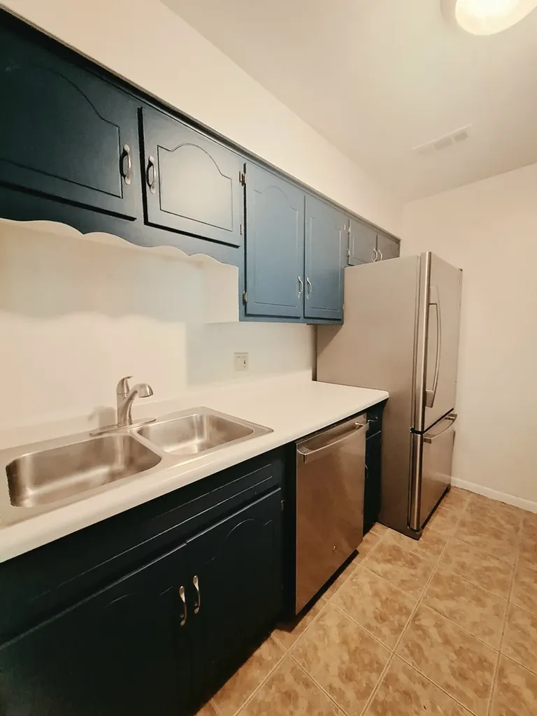 1482 Stonebridge Circle Wheaton IL 60189
