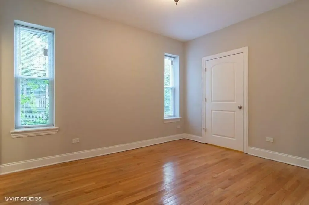 1330 West Argyle Street Chicago IL 60640