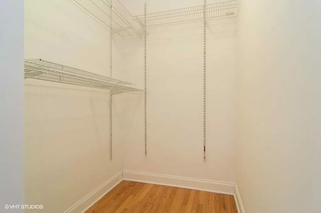 1330 West Argyle Street Chicago IL 60640