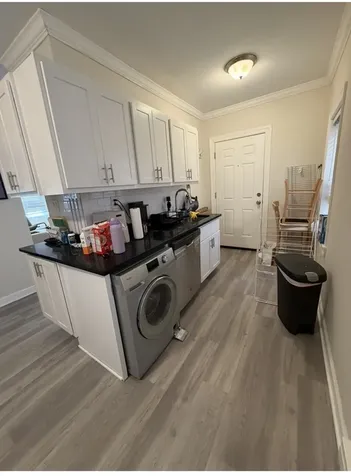 837.5 West Cornelia Avenue Chicago IL 60657