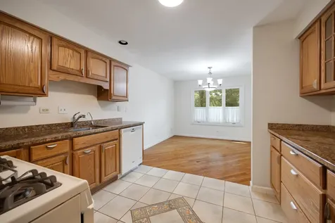 1153 South Linneman Road Mount Prospect IL 60056