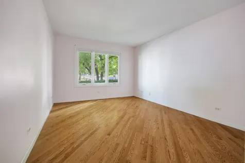 1153 South Linneman Road Mount Prospect IL 60056