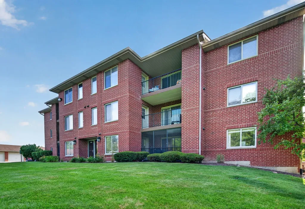 6955 Heritage Circle Orland Park IL 60462