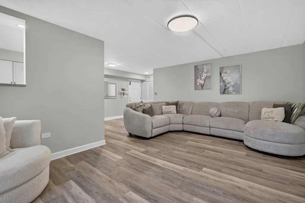 6955 Heritage Circle Orland Park IL 60462