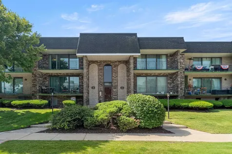 9122 South Pulaski Road Oak Lawn IL 60453