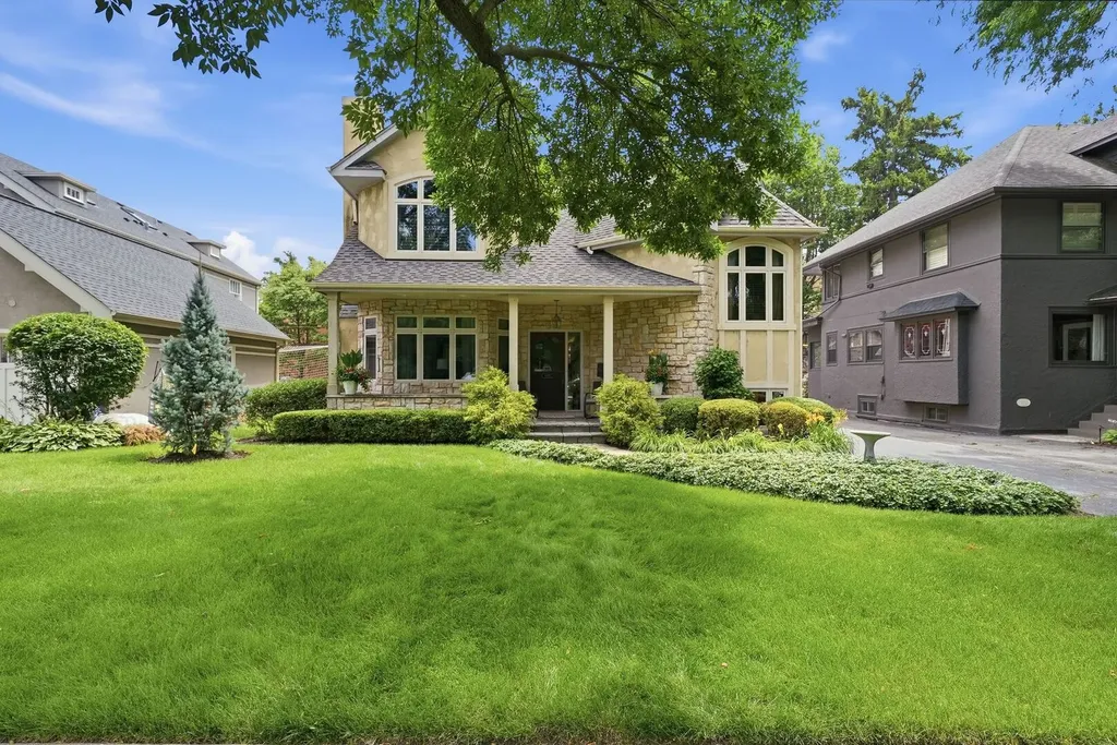 4361 Central Avenue Western Springs IL 60558