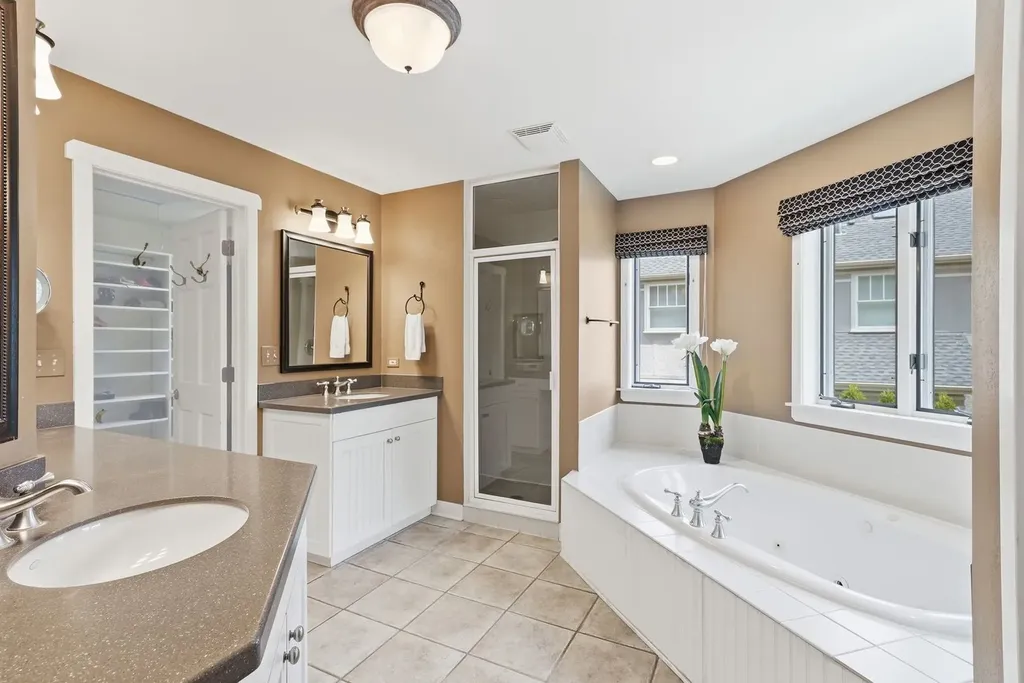 4361 Central Avenue Western Springs IL 60558