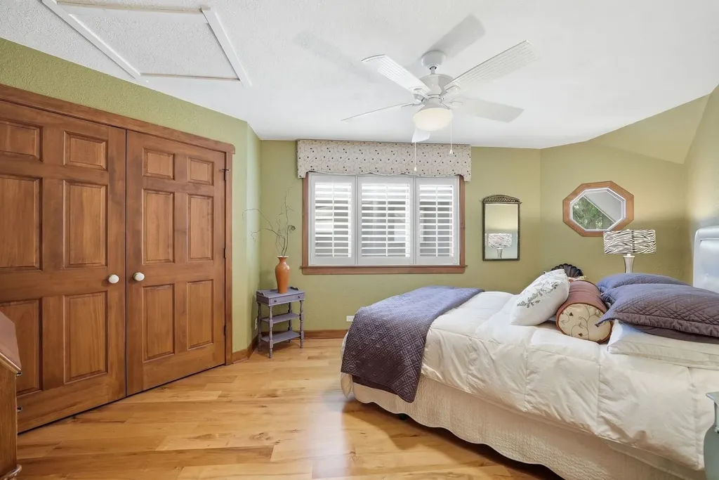 4361 Central Avenue Western Springs IL 60558