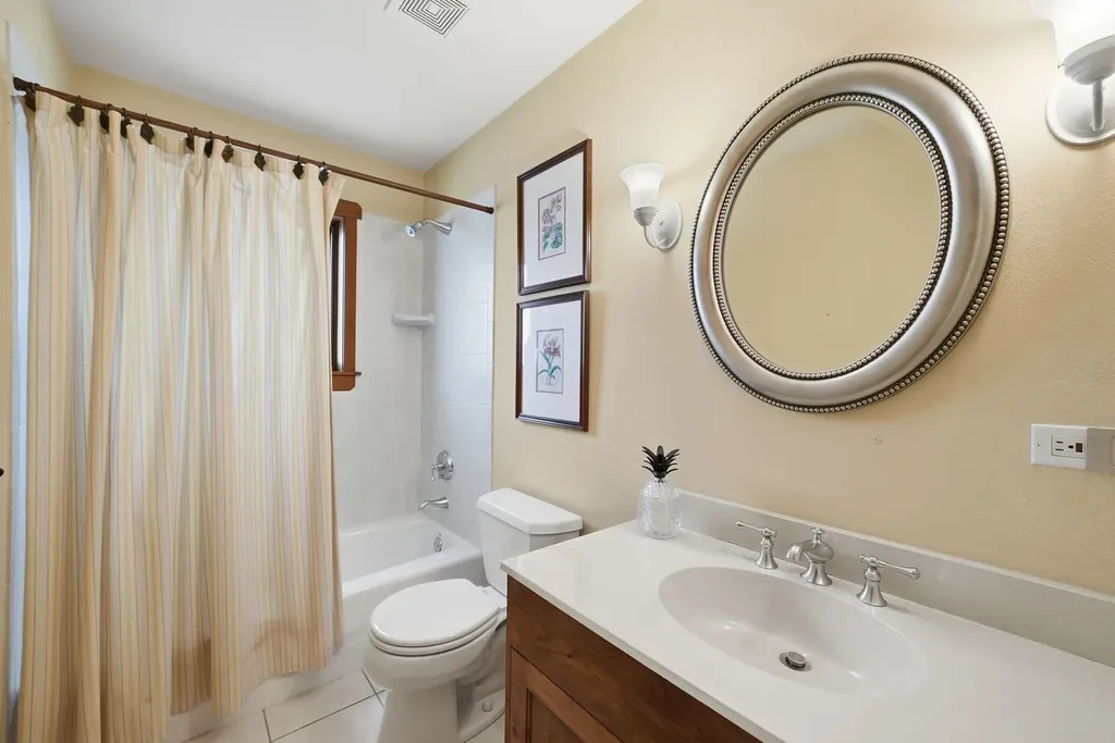 4361 Central Avenue Western Springs IL 60558