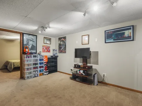 207 Tamarack Hollow Street Poplar Grove IL 61065